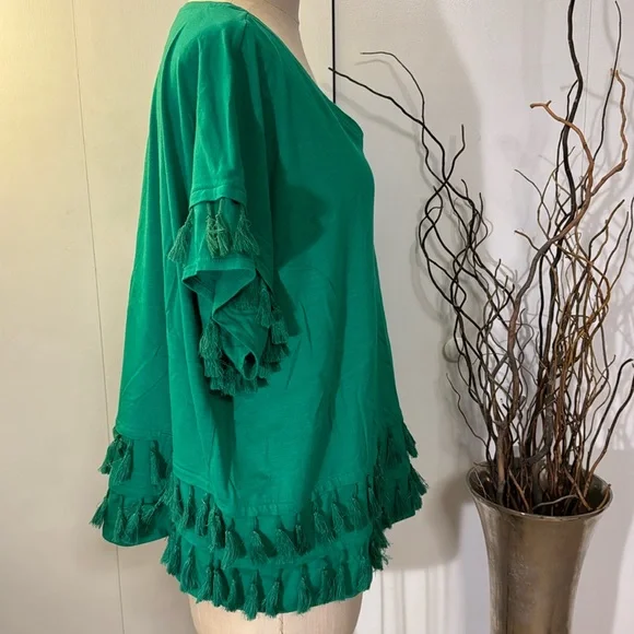 For the Republic bright green V-neck fringe short sleeve blouse - Picture 5 of 6